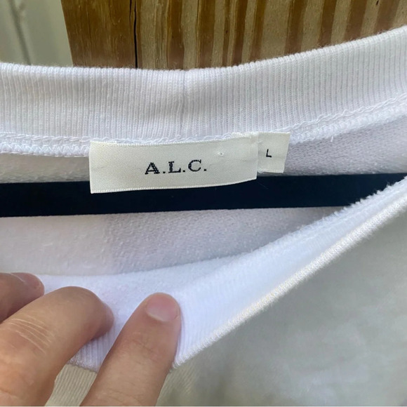 A.L.C. Front Tie White Cropped Sweater Size Large - Picture 2 of 6
